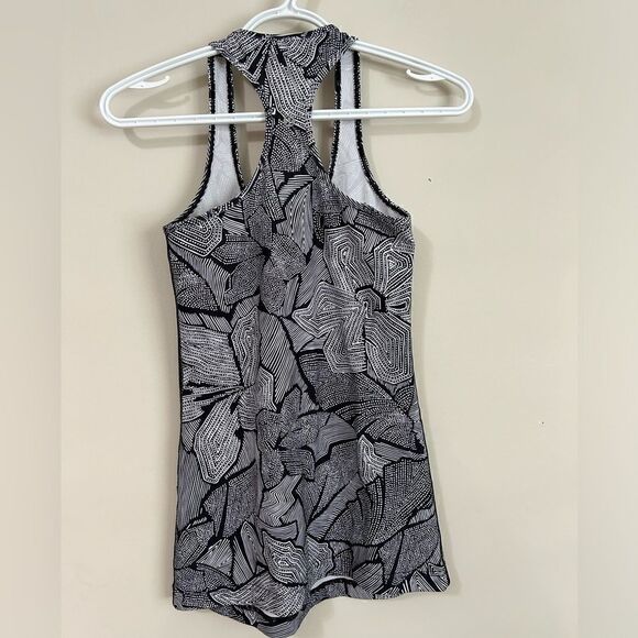 Lululemon Cool Racerback in Dottie Tribe White Black - Picture 7 of 9